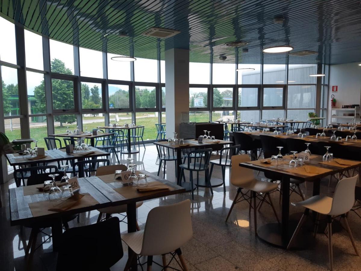 Hotel Santa Giulia Castenedolo Екстер'єр фото